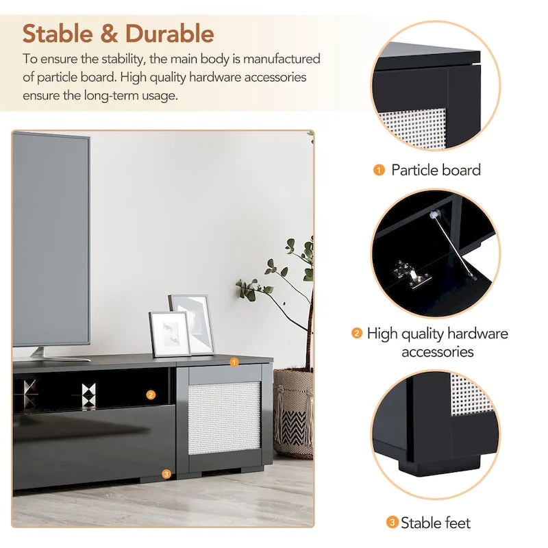 Meuble TV noir avec portes à ouverture par pression et éclairage LED